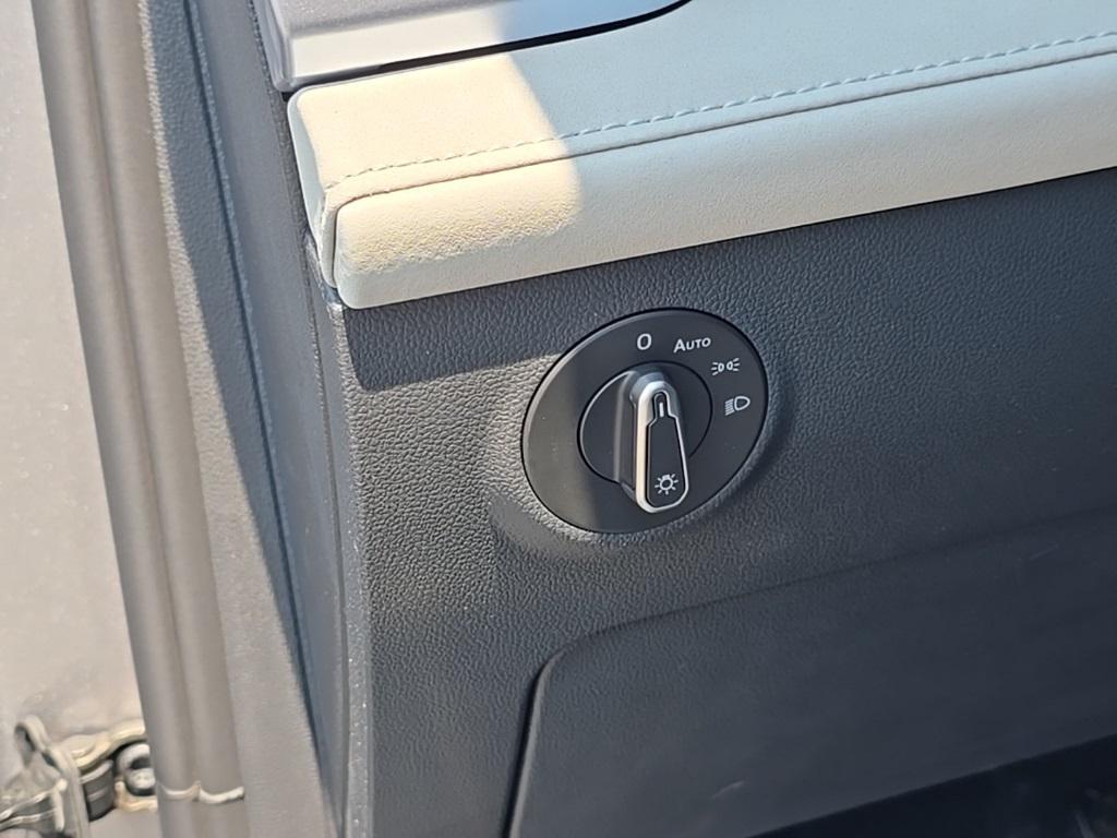 new 2025 Volkswagen Taos car, priced at $31,269