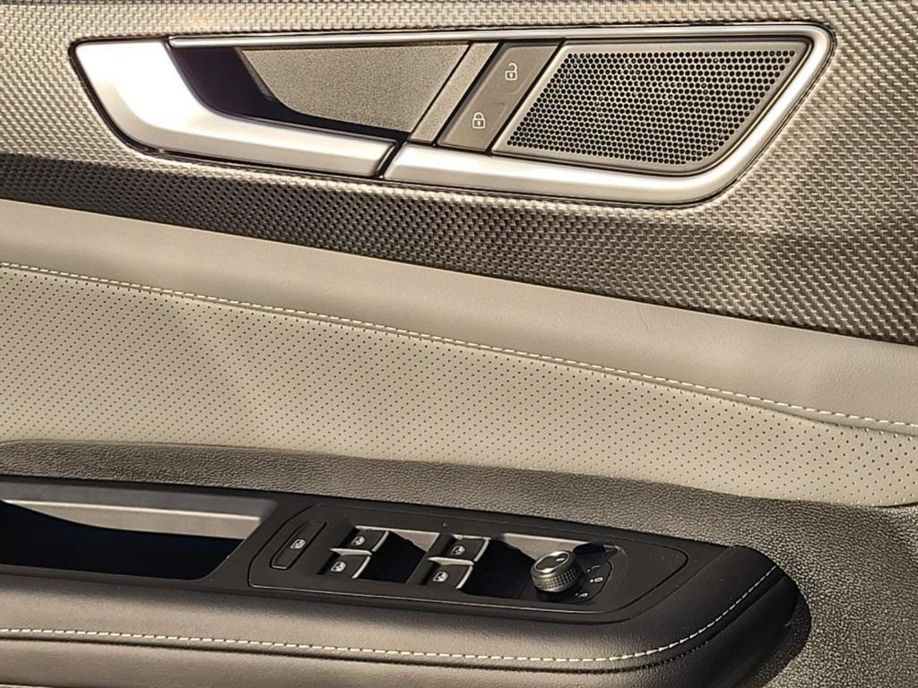new 2025 Volkswagen Atlas Cross Sport car, priced at $47,480