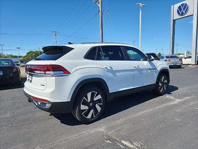 new 2024 Volkswagen Atlas Cross Sport car, priced at $41,392