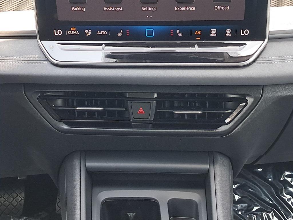new 2025 Volkswagen Tiguan car, priced at $34,252
