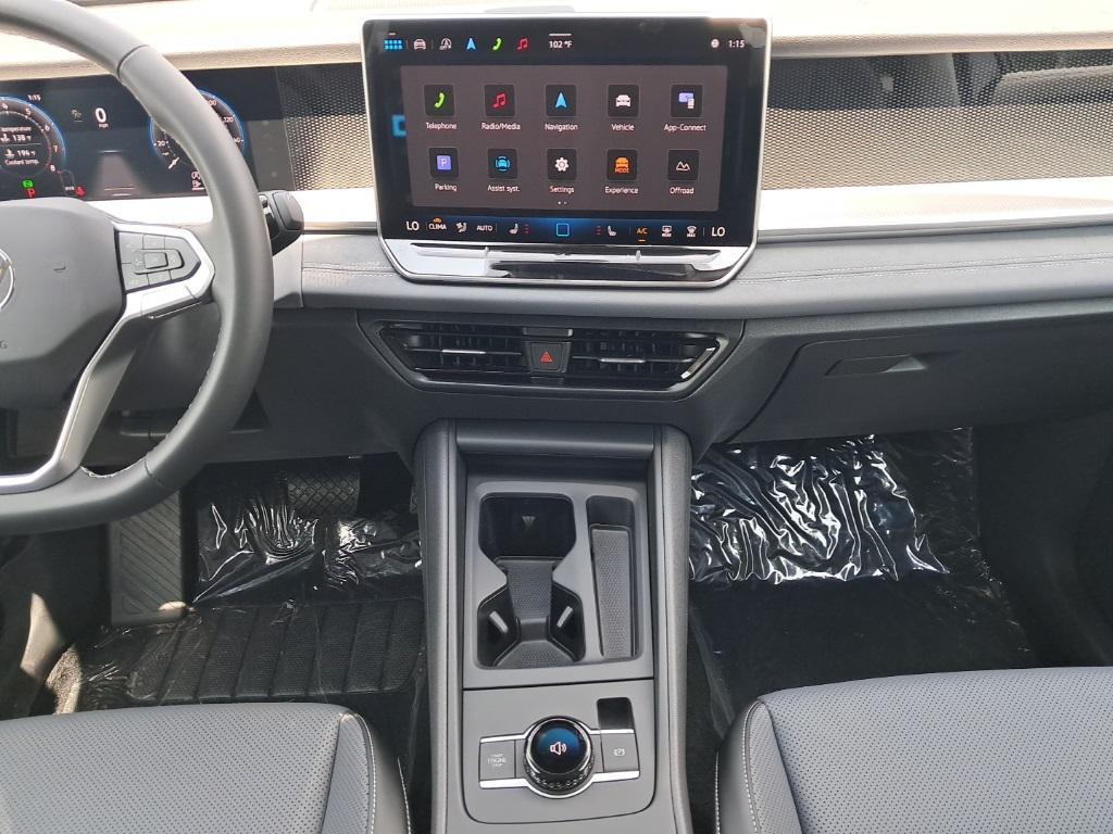 new 2025 Volkswagen Tiguan car, priced at $34,252