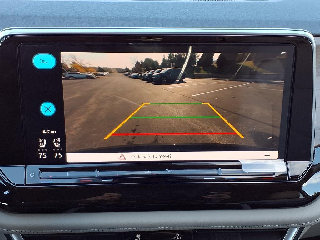 new 2026 Volkswagen Atlas car, priced at $40,745