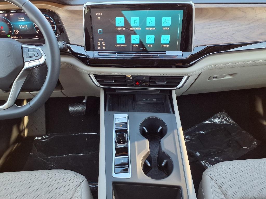 new 2026 Volkswagen Atlas car, priced at $40,745