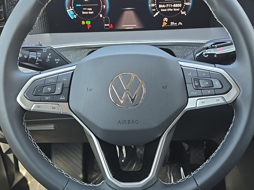 new 2025 Volkswagen Tiguan car, priced at $31,451