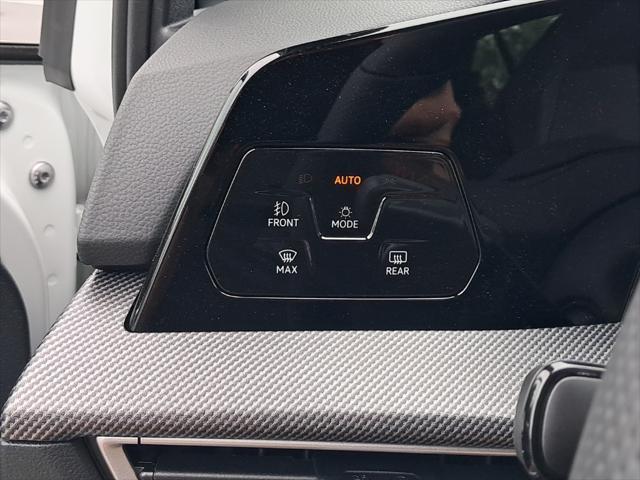 new 2025 Volkswagen Golf GTI car, priced at $40,755