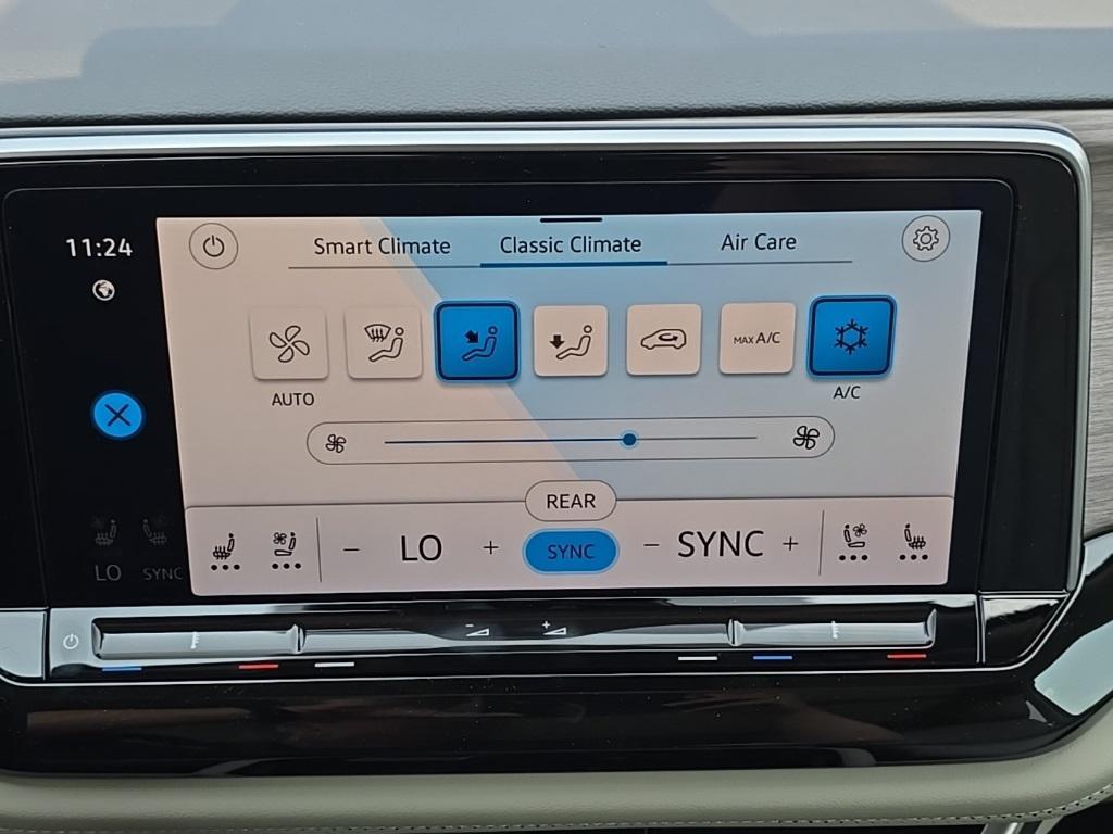 new 2025 Volkswagen Atlas car, priced at $51,009
