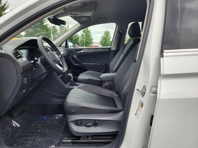 new 2024 Volkswagen Tiguan car, priced at $32,953