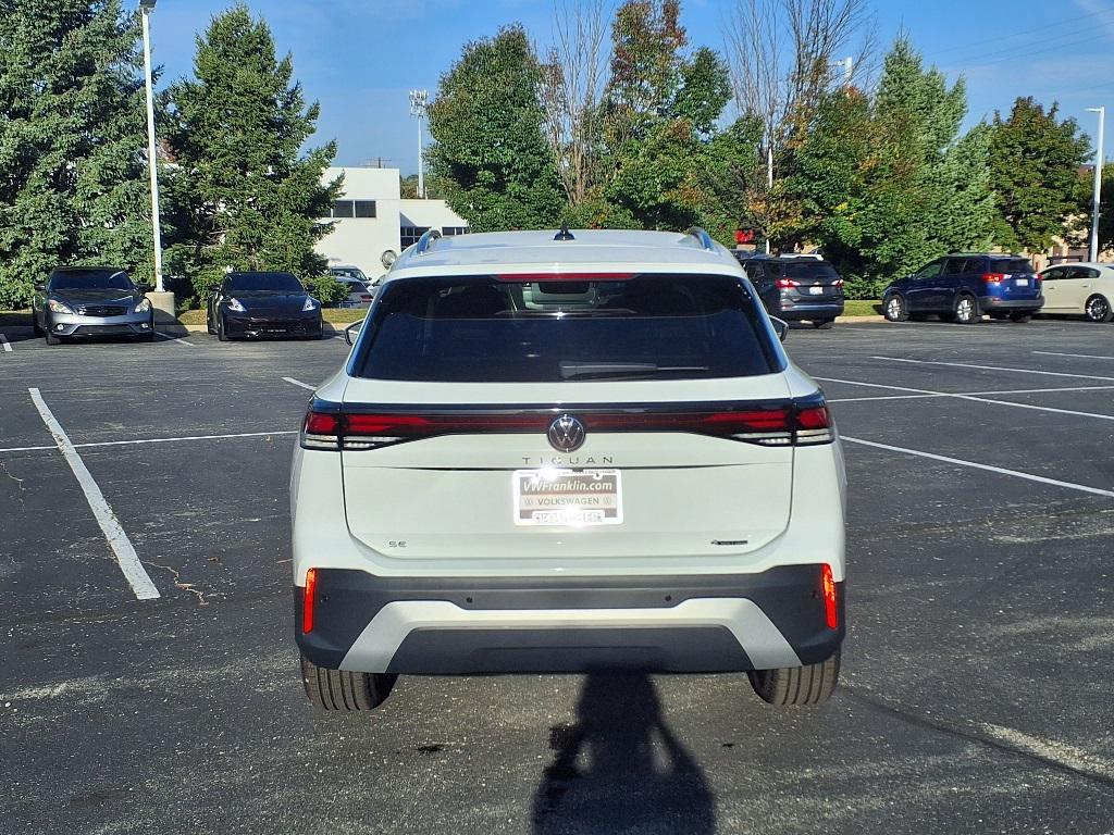 new 2025 Volkswagen Tiguan car, priced at $34,306