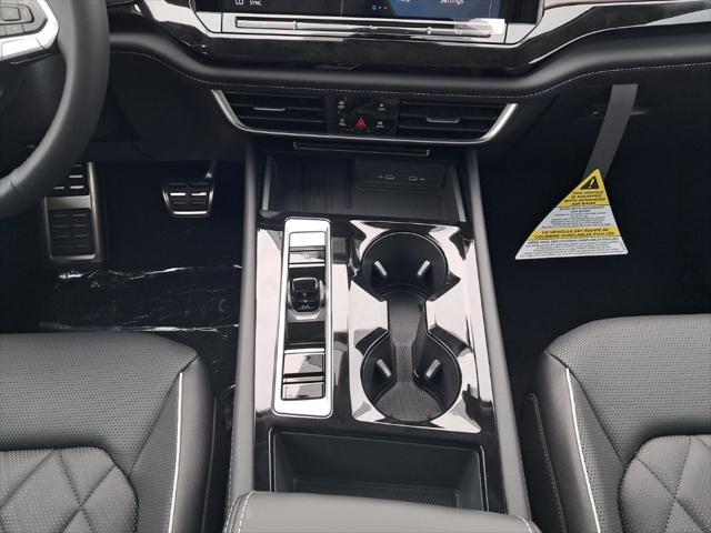 new 2025 Volkswagen Atlas car, priced at $50,348