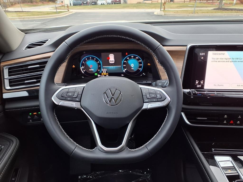 new 2026 Volkswagen Atlas car, priced at $44,427