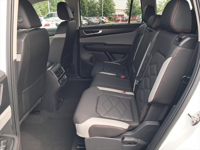 new 2025 Volkswagen Atlas car, priced at $46,404