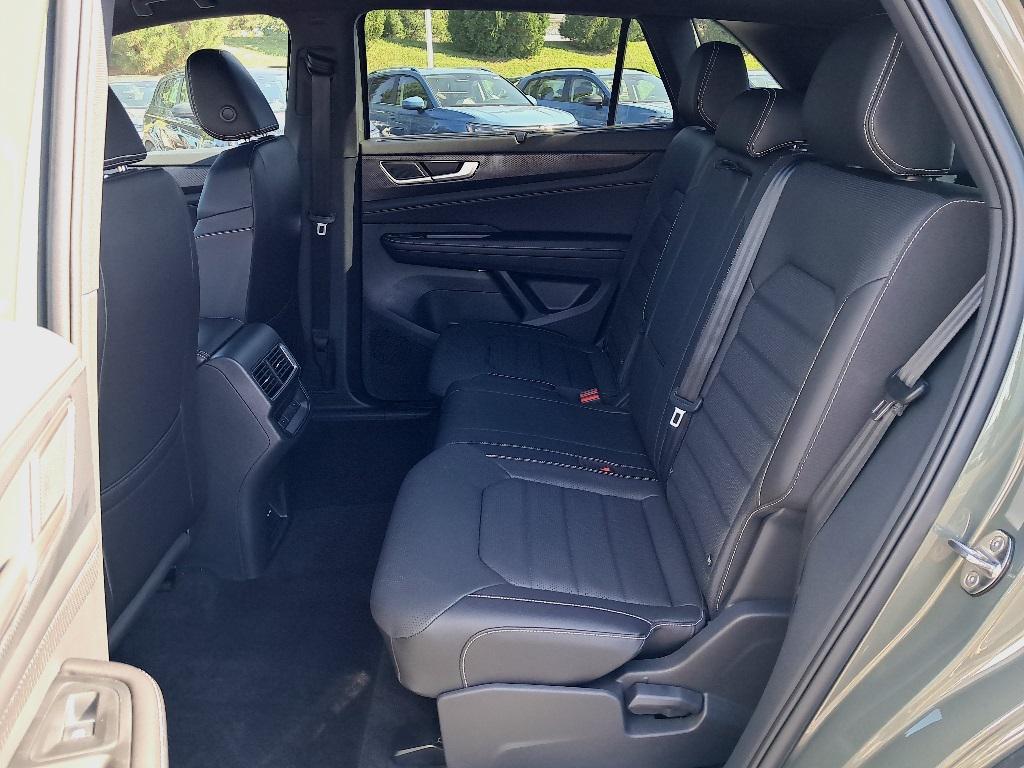 new 2026 Volkswagen Atlas Cross Sport car, priced at $50,673