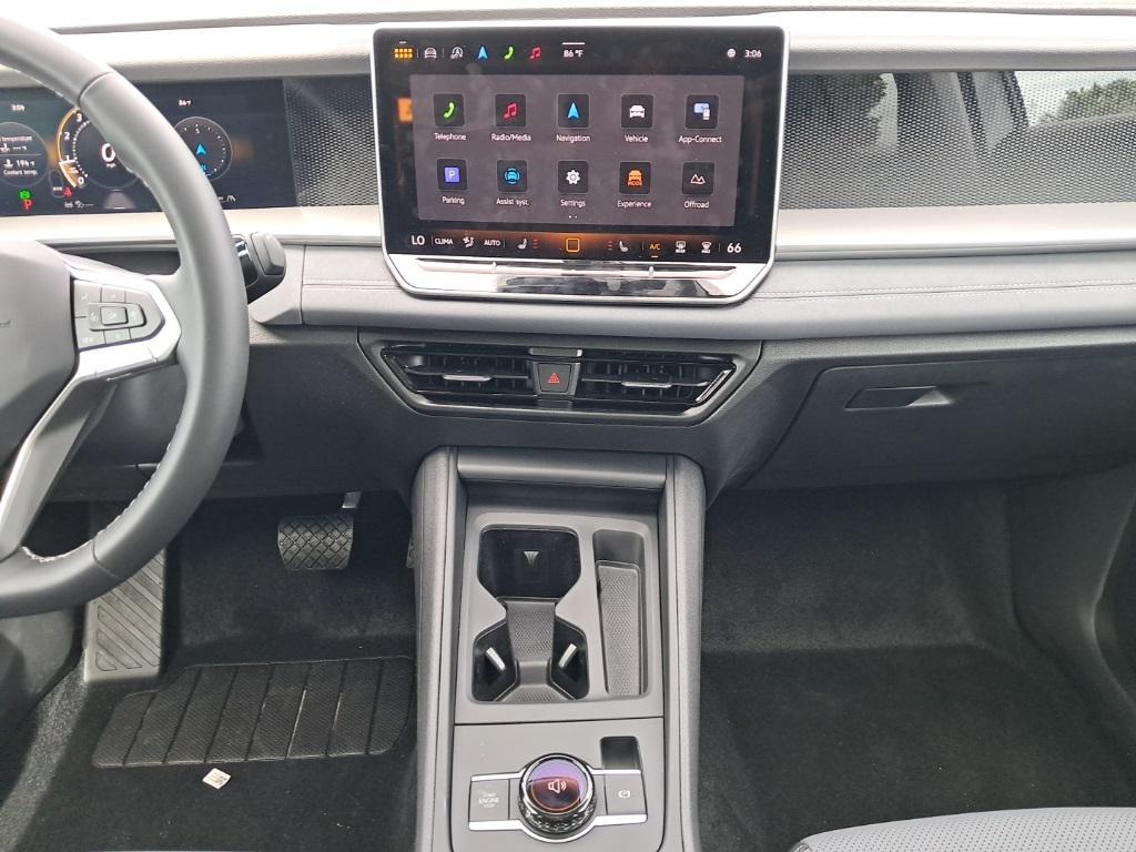 new 2025 Volkswagen Tiguan car, priced at $34,989