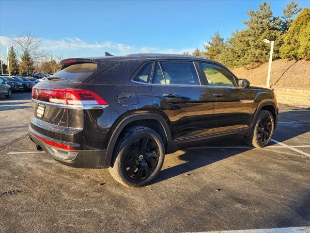 new 2025 Volkswagen Atlas Cross Sport car, priced at $44,103