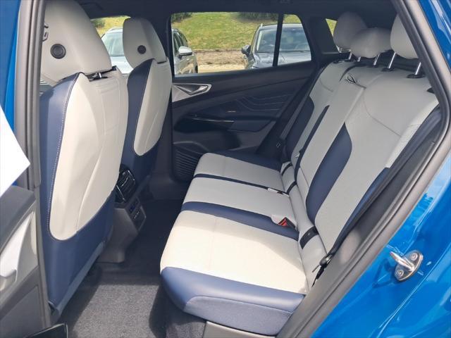new 2025 Volkswagen ID.4 car, priced at $49,028