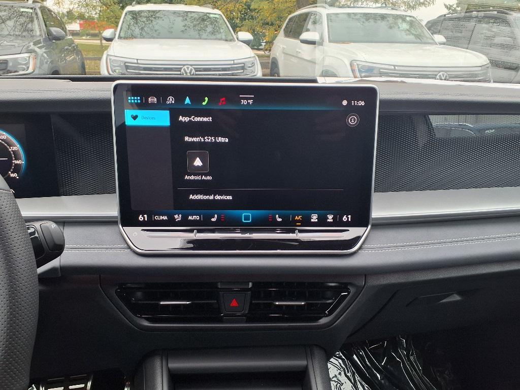 new 2025 Volkswagen Tiguan car, priced at $37,437