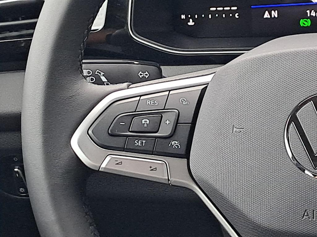 new 2025 Volkswagen Jetta car, priced at $25,024