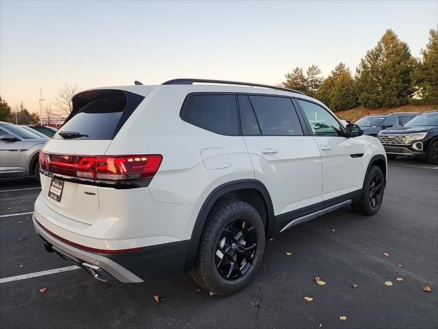 new 2025 Volkswagen Atlas car, priced at $48,002