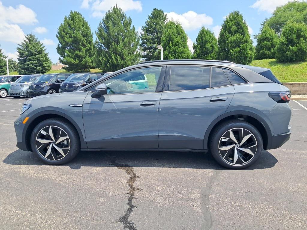 new 2025 Volkswagen ID.4 car, priced at $45,932