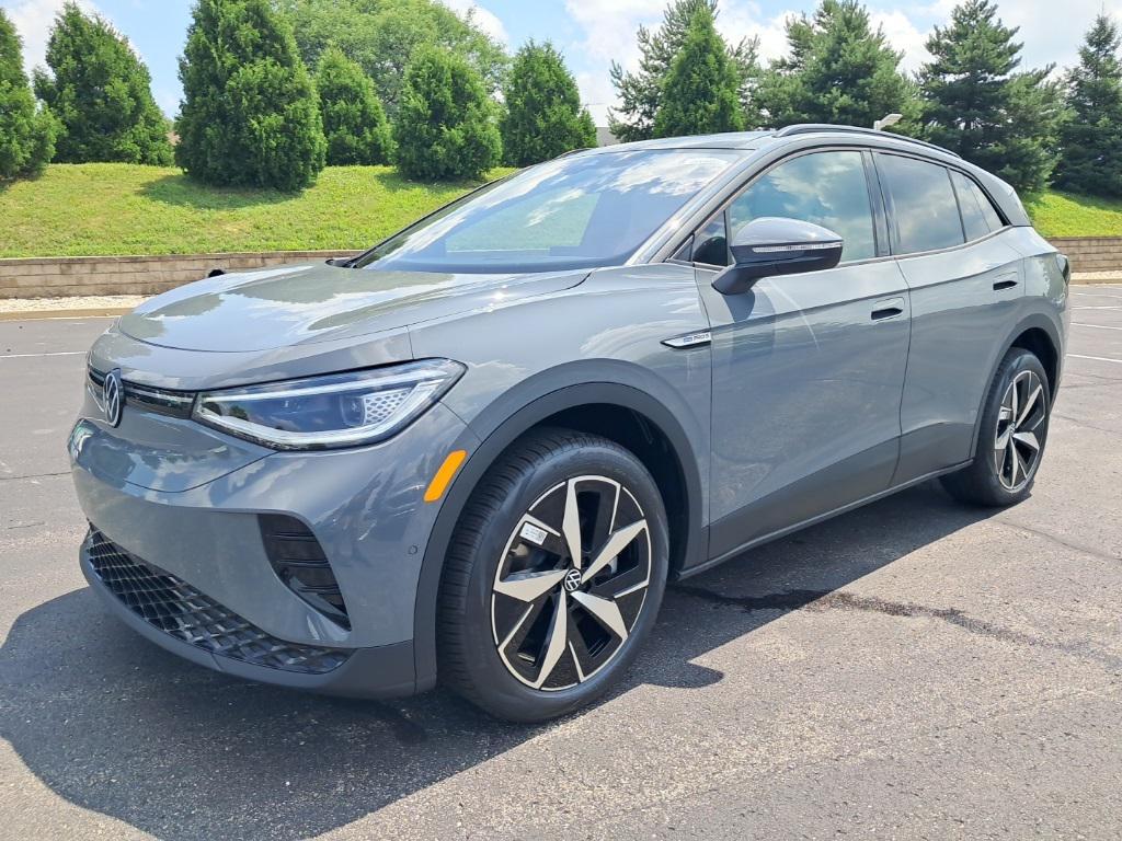 new 2025 Volkswagen ID.4 car, priced at $45,932