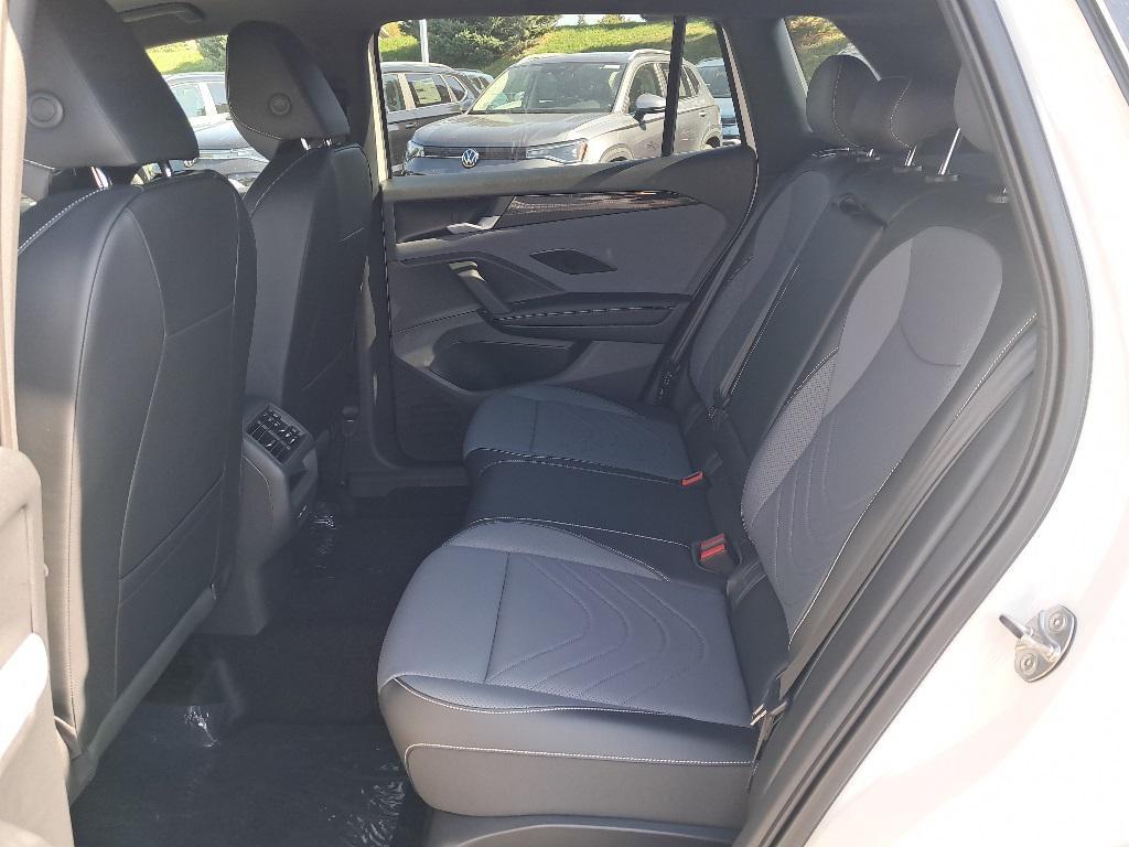 new 2025 Volkswagen Tiguan car, priced at $37,114