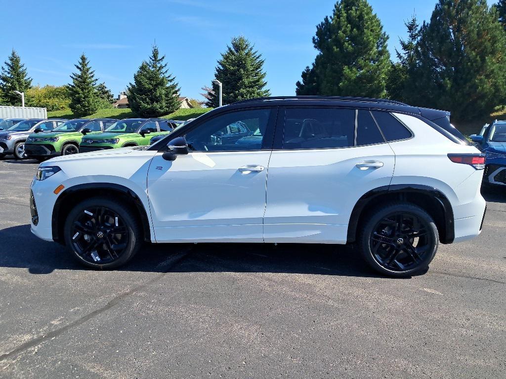 new 2025 Volkswagen Tiguan car, priced at $37,114