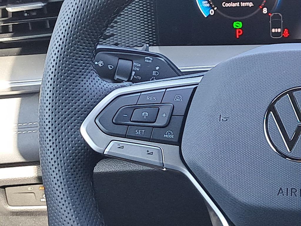 new 2025 Volkswagen Tiguan car, priced at $37,114