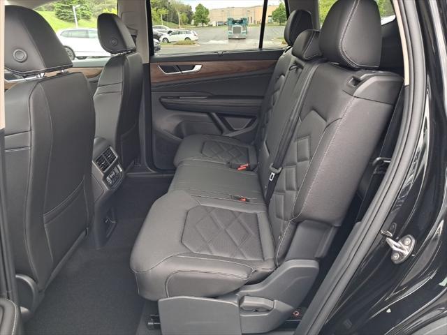 new 2025 Volkswagen Atlas car, priced at $43,148