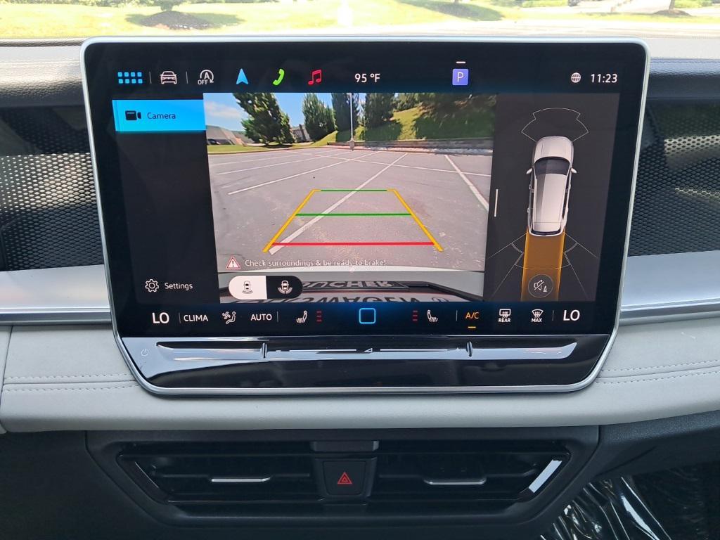 new 2025 Volkswagen Tiguan car, priced at $34,252