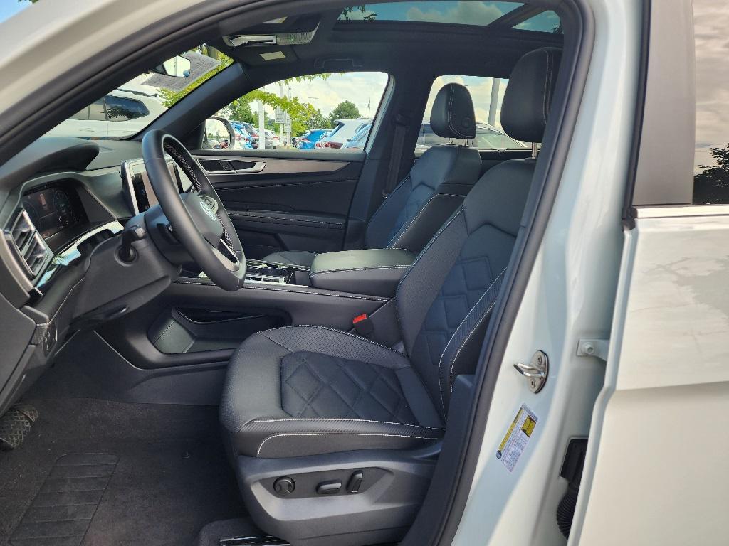 used 2024 Volkswagen Atlas Cross Sport car, priced at $37,999