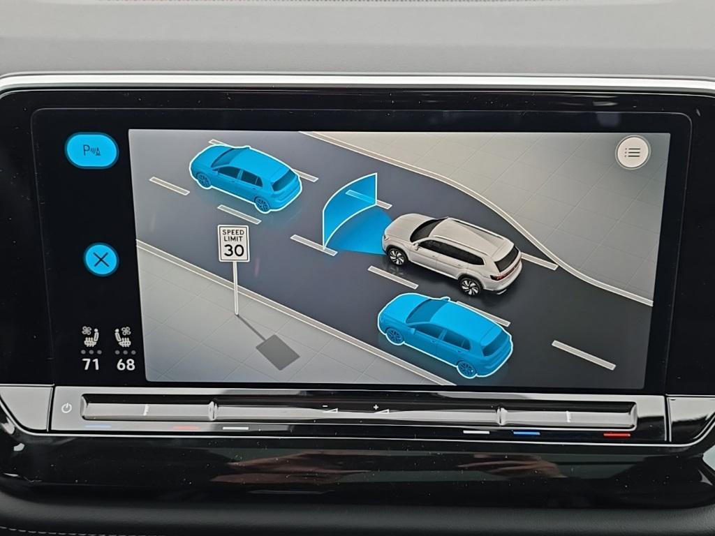 new 2025 Volkswagen Atlas car, priced at $45,572