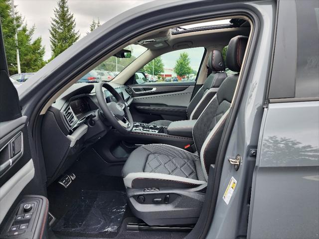 new 2024 Volkswagen Atlas car, priced at $45,716