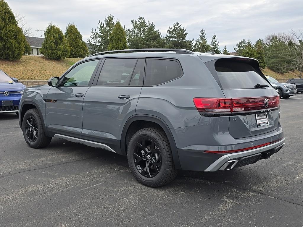 new 2025 Volkswagen Atlas car, priced at $41,445