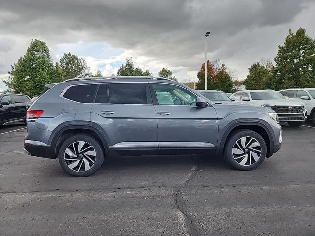 new 2024 Volkswagen Atlas car, priced at $43,436