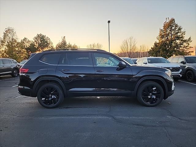 new 2025 Volkswagen Atlas car, priced at $45,073