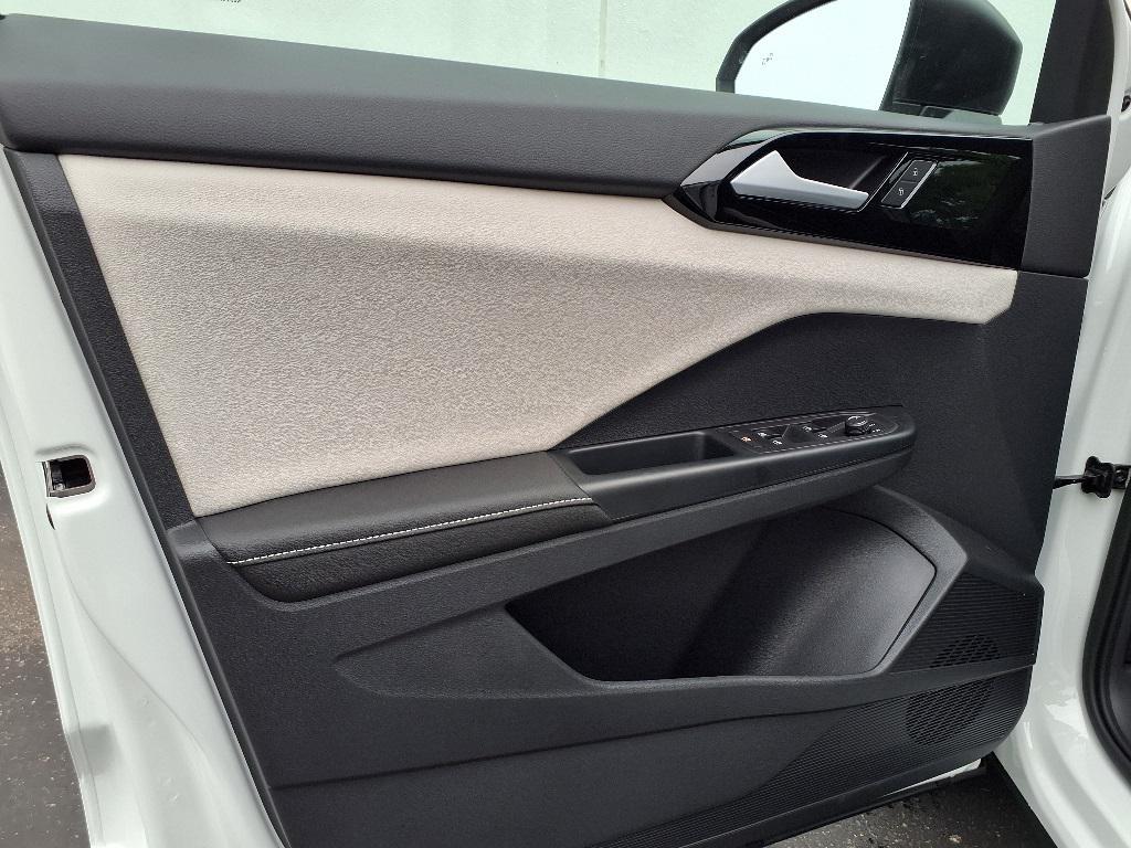 new 2025 Volkswagen Taos car, priced at $27,800