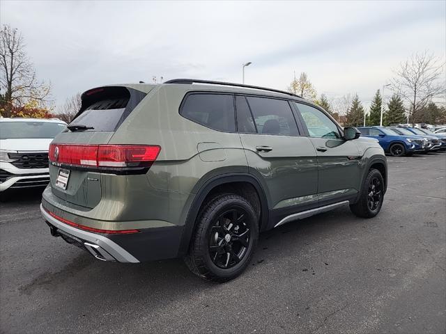 new 2025 Volkswagen Atlas car, priced at $48,002