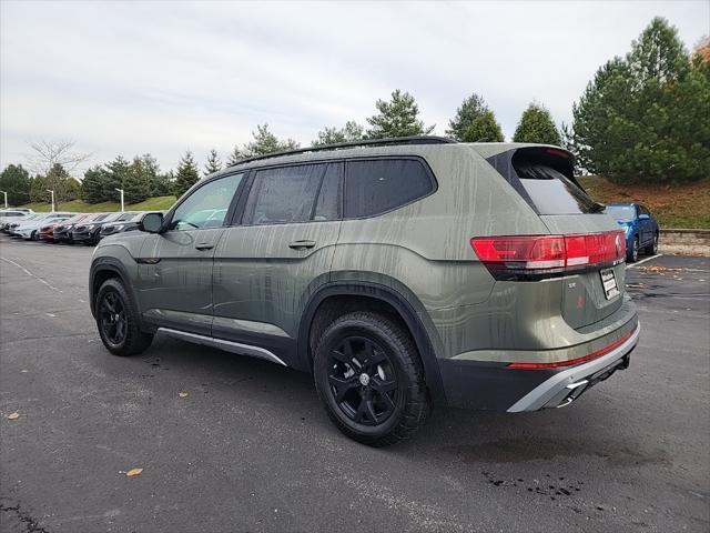 new 2025 Volkswagen Atlas car, priced at $48,002