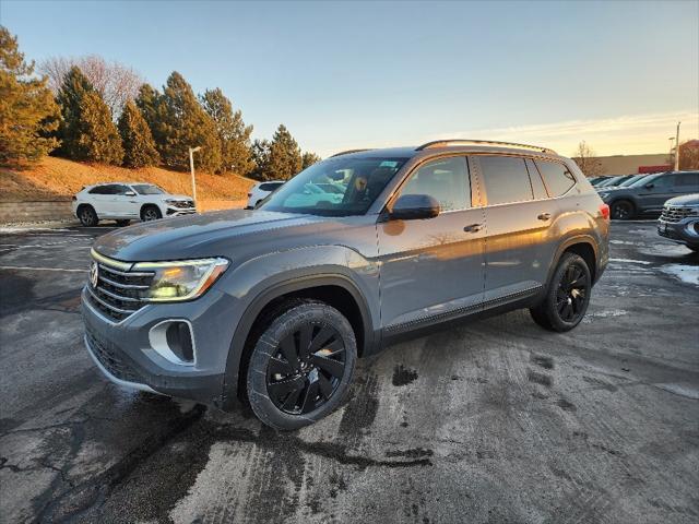 new 2025 Volkswagen Atlas car, priced at $43,975