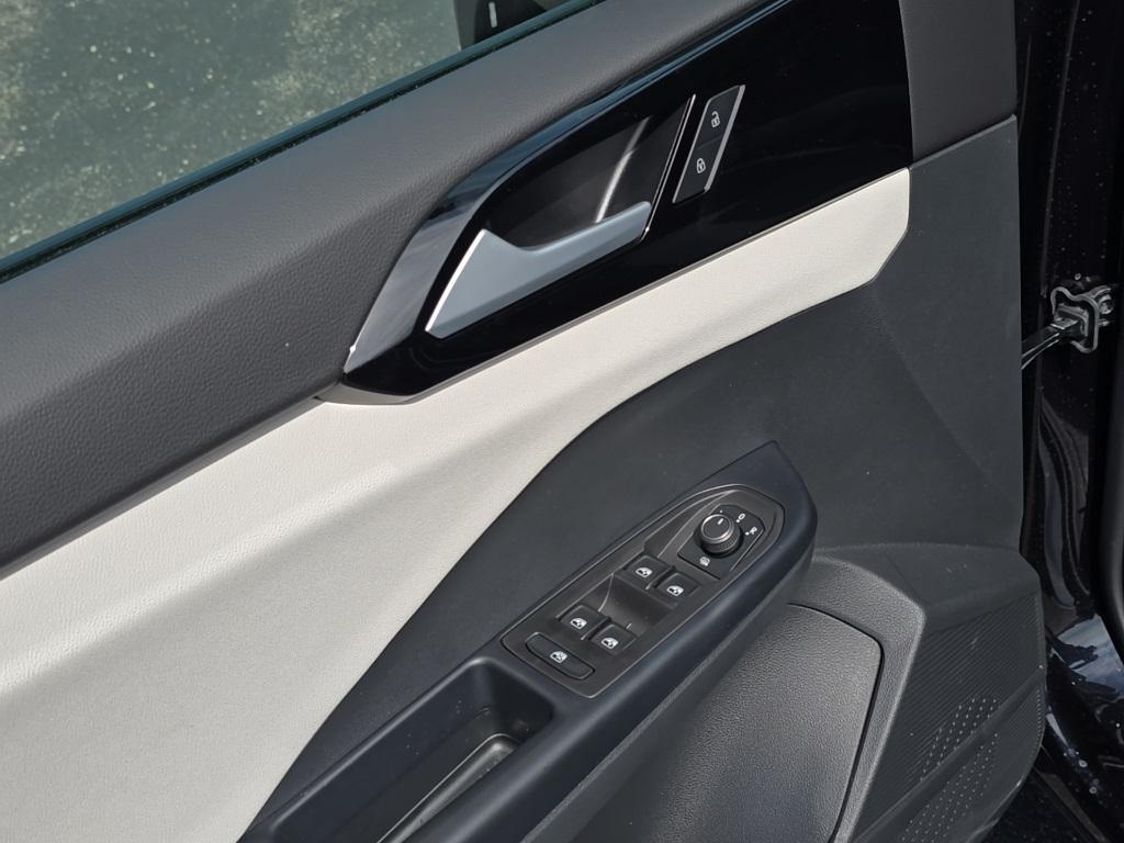 new 2025 Volkswagen Taos car, priced at $27,800