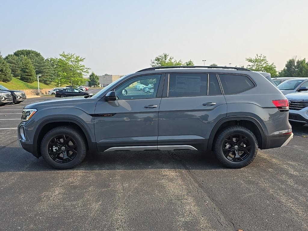 new 2025 Volkswagen Atlas car, priced at $41,297