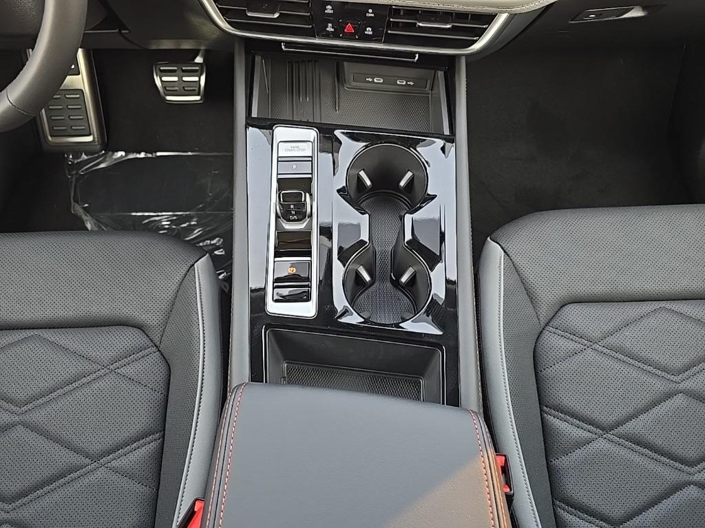new 2025 Volkswagen Atlas car, priced at $41,297