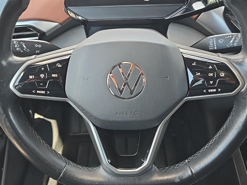 used 2021 Volkswagen ID.4 car, priced at $24,290