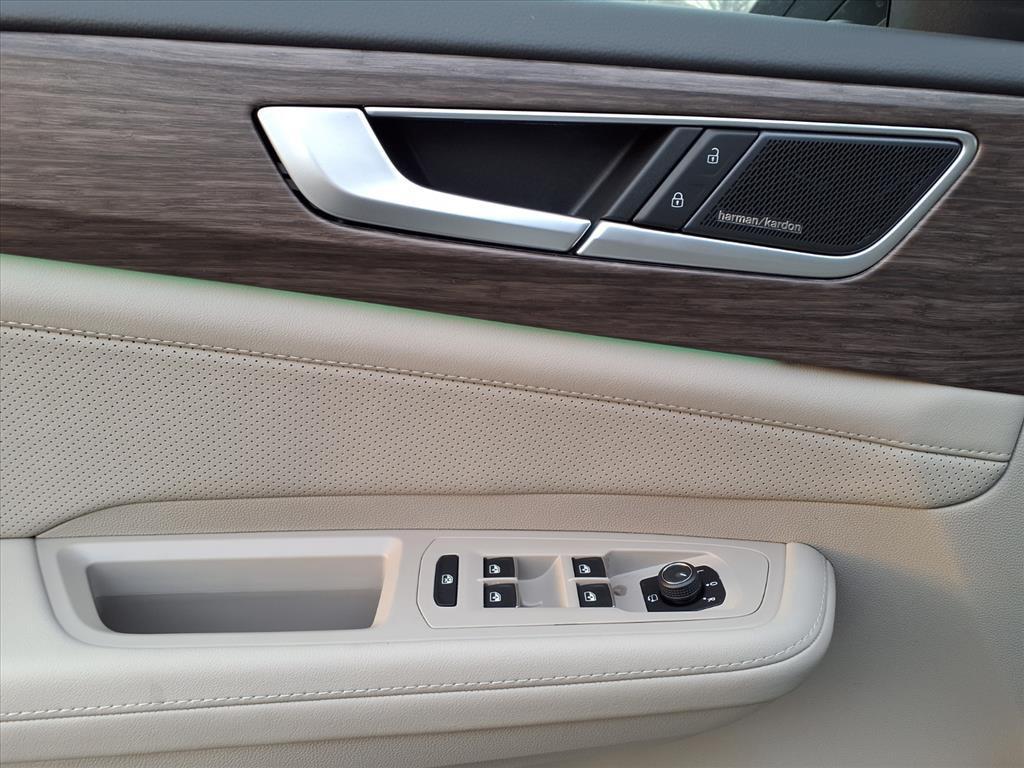 new 2026 Volkswagen Atlas car, priced at $54,716