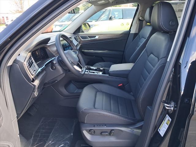 new 2025 Volkswagen Atlas car, priced at $47,670