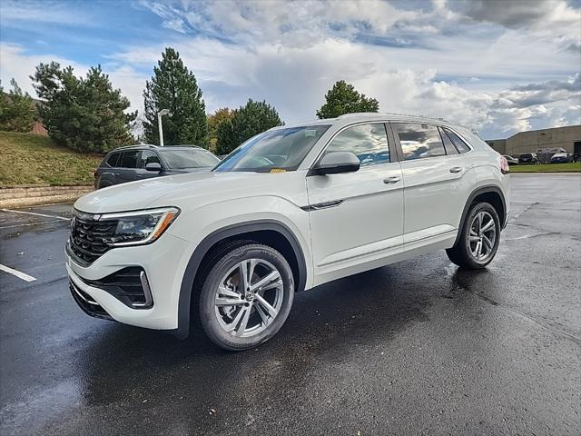 new 2024 Volkswagen Atlas Cross Sport car, priced at $44,696