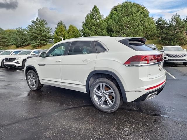 new 2024 Volkswagen Atlas Cross Sport car, priced at $44,696