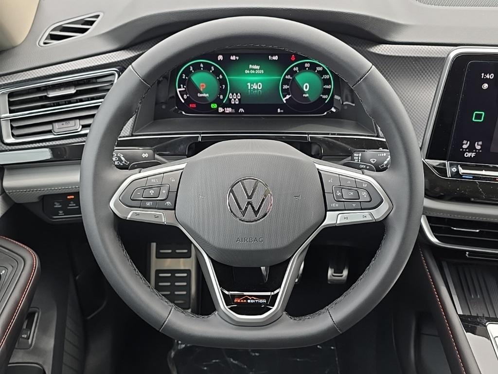 new 2025 Volkswagen Atlas car, priced at $41,104