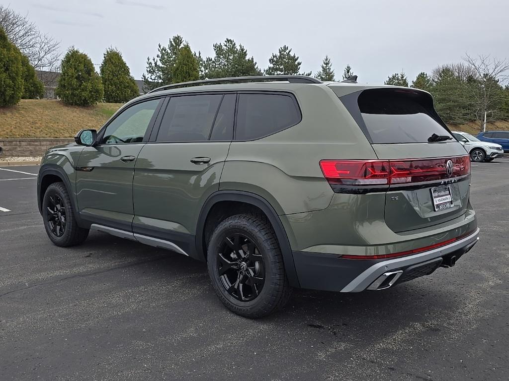 new 2025 Volkswagen Atlas car, priced at $41,104
