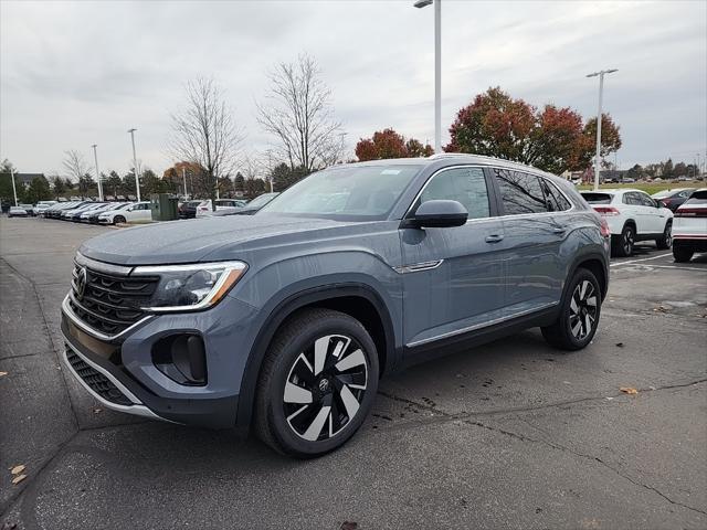 new 2024 Volkswagen Atlas Cross Sport car, priced at $44,217